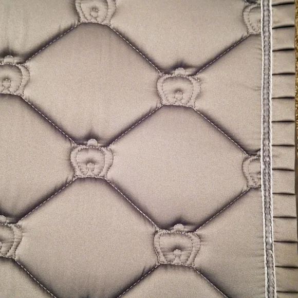 PS of Sweden Grey Ruffle Monogram full dressage pad and polos NWT - Picture 2 of 2